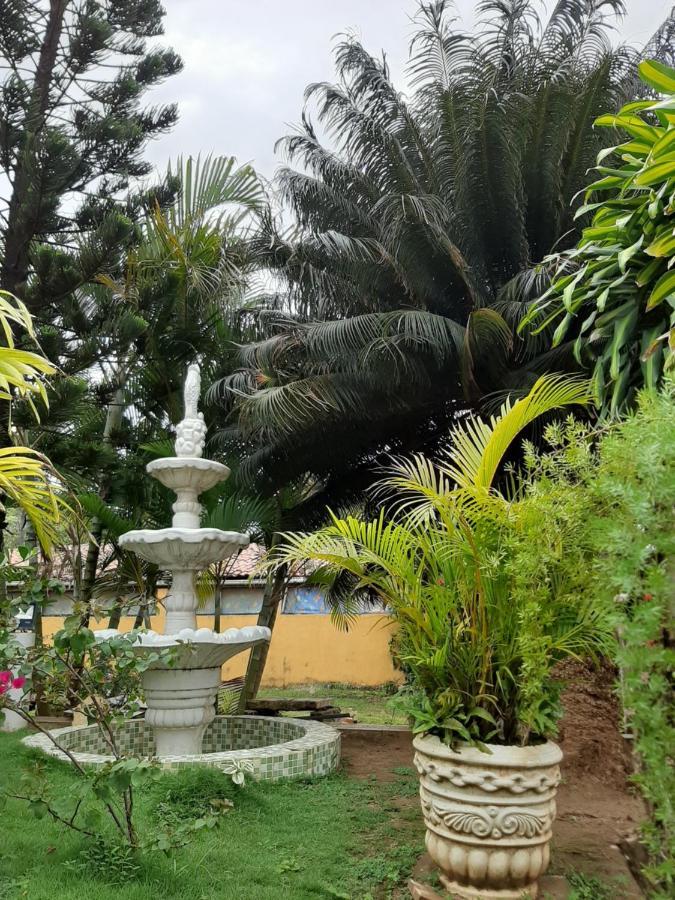 Pousada Das Flores เฟอร์นันโด เด โนรอนญา ภายนอก รูปภาพ